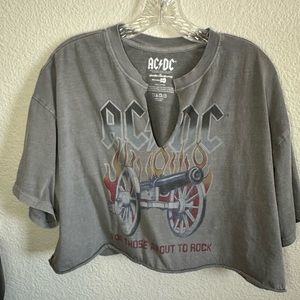 AC/DC top